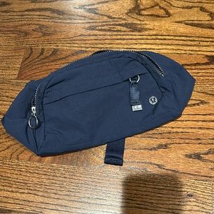 Lululemon belt bag